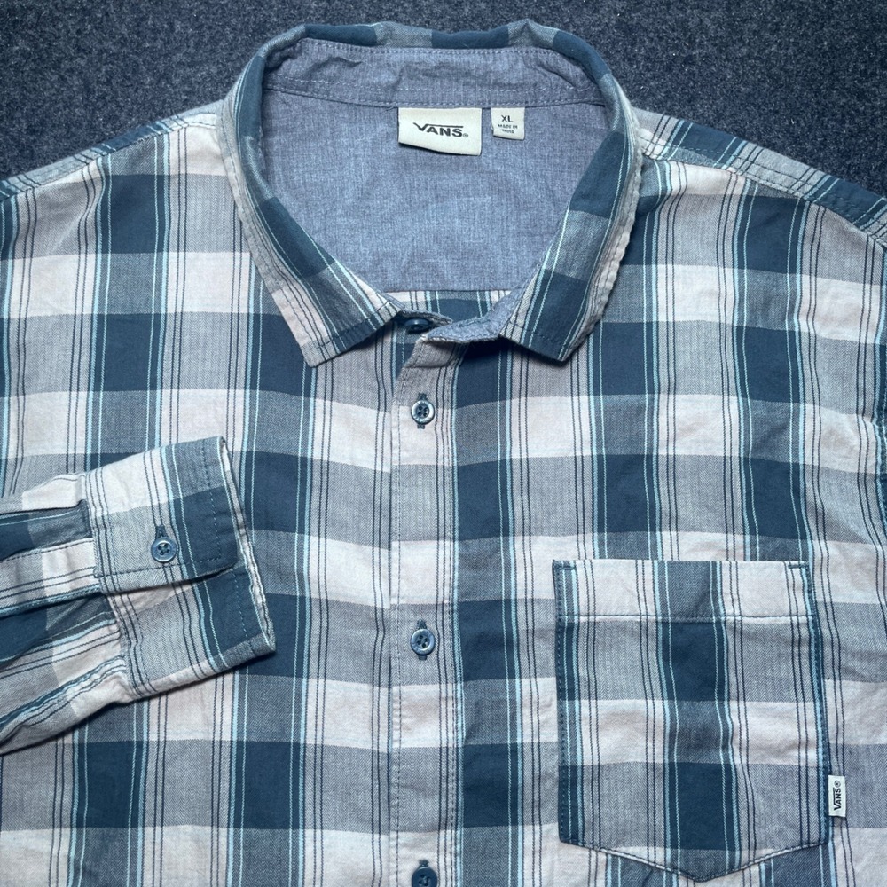 Vans Button Down Shirt Mens XL Blue Plaid Excellent Long Sleeve Cotton Pocket